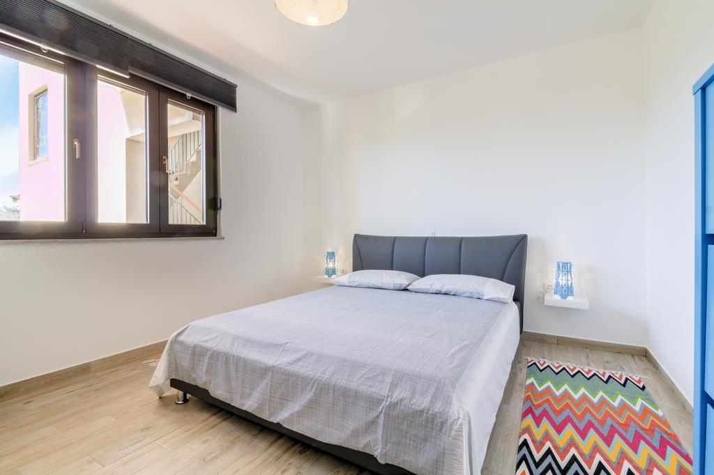Apartments Ester Victoria Медулин Екстериор снимка